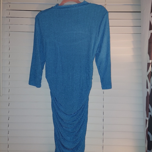 Nwt medium long sleeve dress - Picture 3 of 3